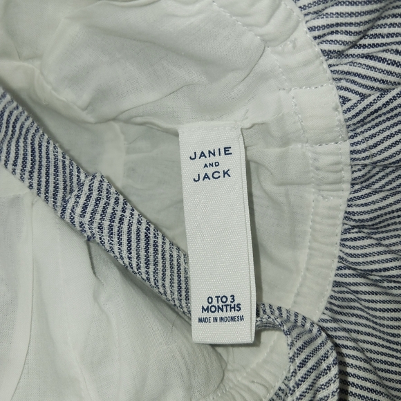 Janie and Jack Newborn (0-3 months) Blue/ White hat - Picture 4 of 6